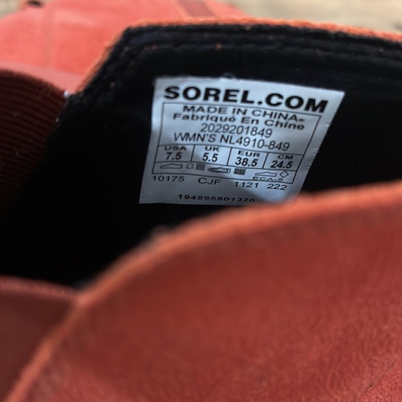 Sorel Evie pull on suede bootie - Picture 6 of 9